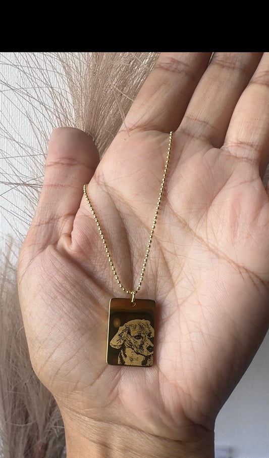 Rectangular dorada Dama