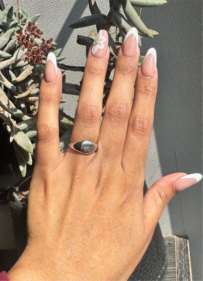 Anillo circular plateado